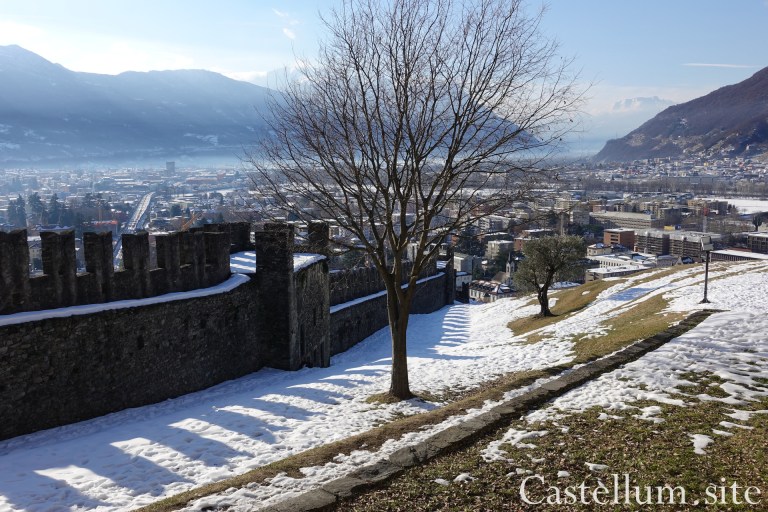 CH_CastelloDiMontebello2