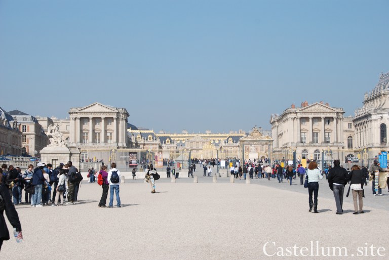 FR_ChateauDeVersailles0