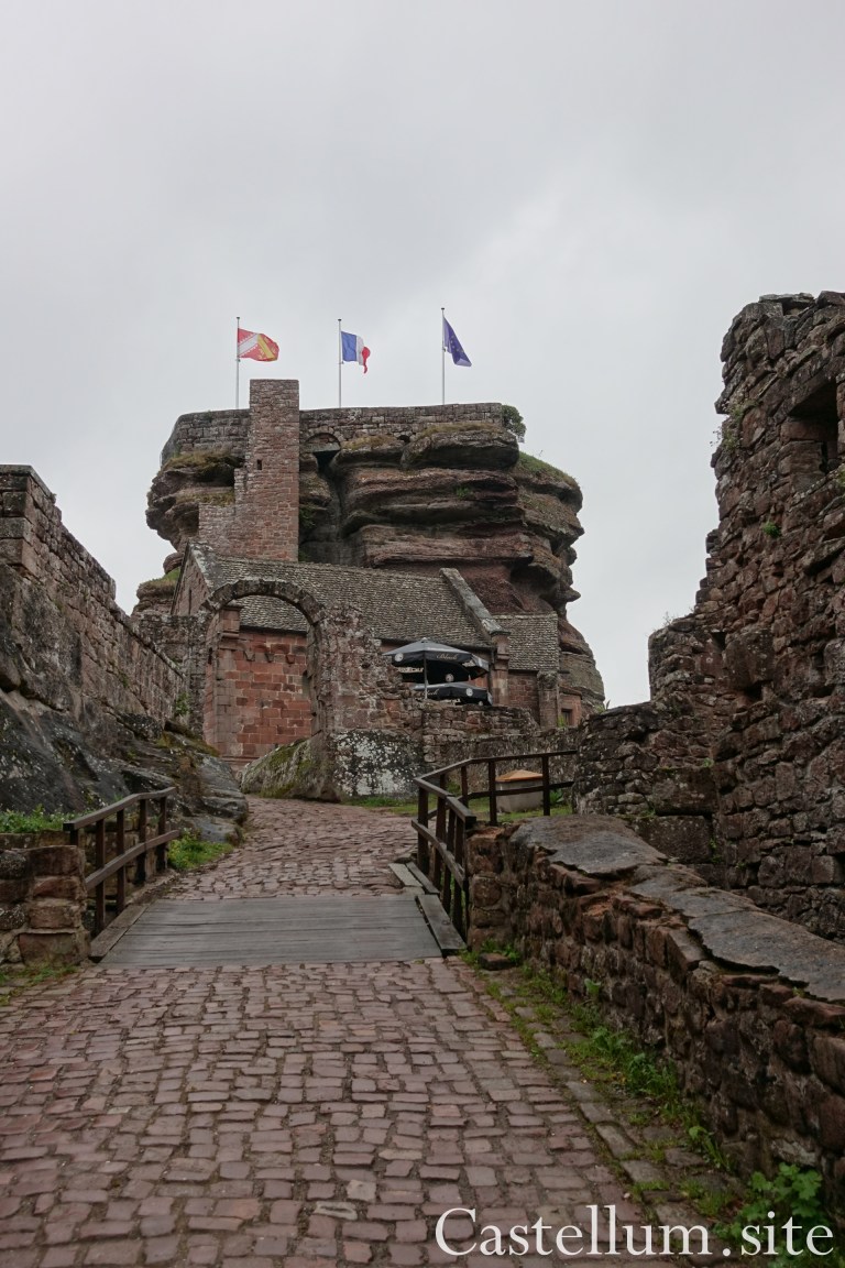 FR_ChateauDuHautBarr0