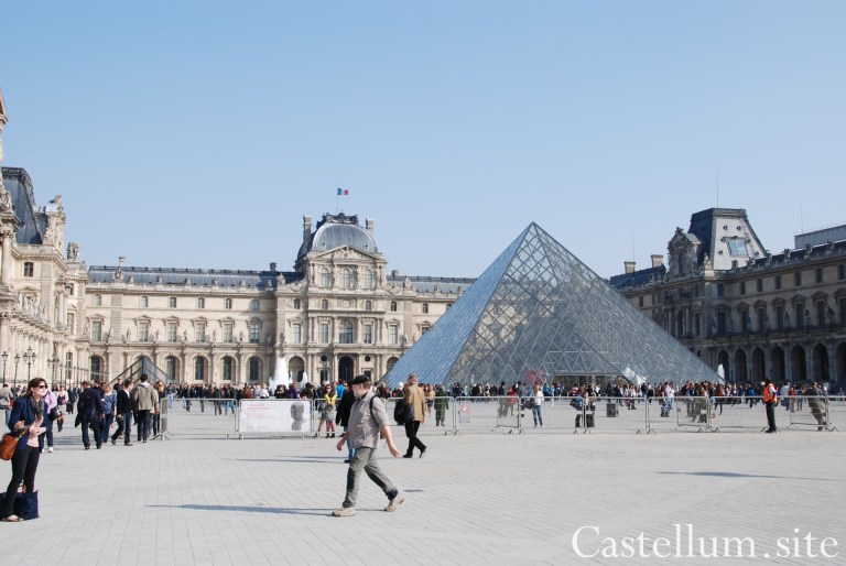 FR_PalaisDuLouvre7
